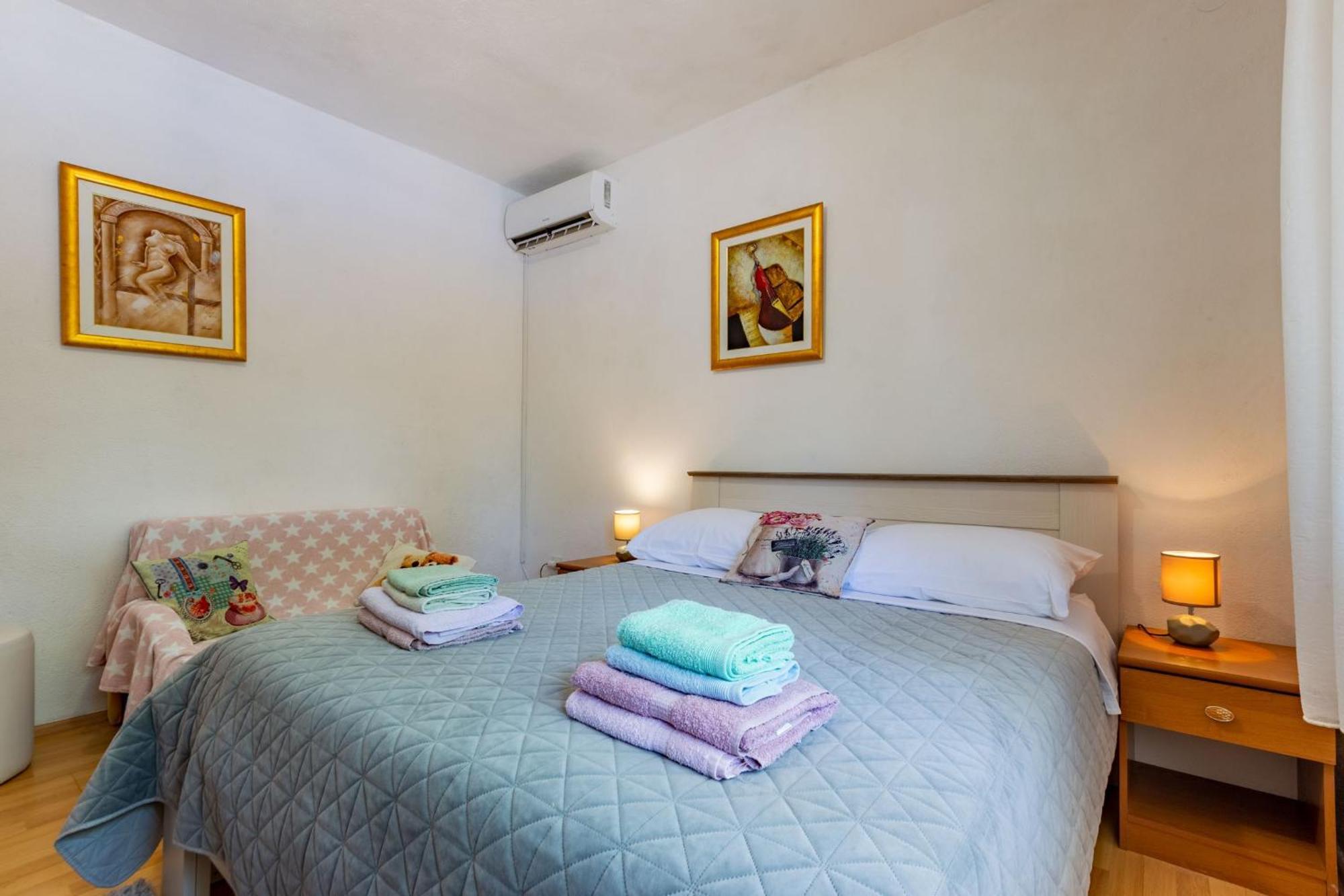 Holiday Home Flora Задар Экстерьер фото