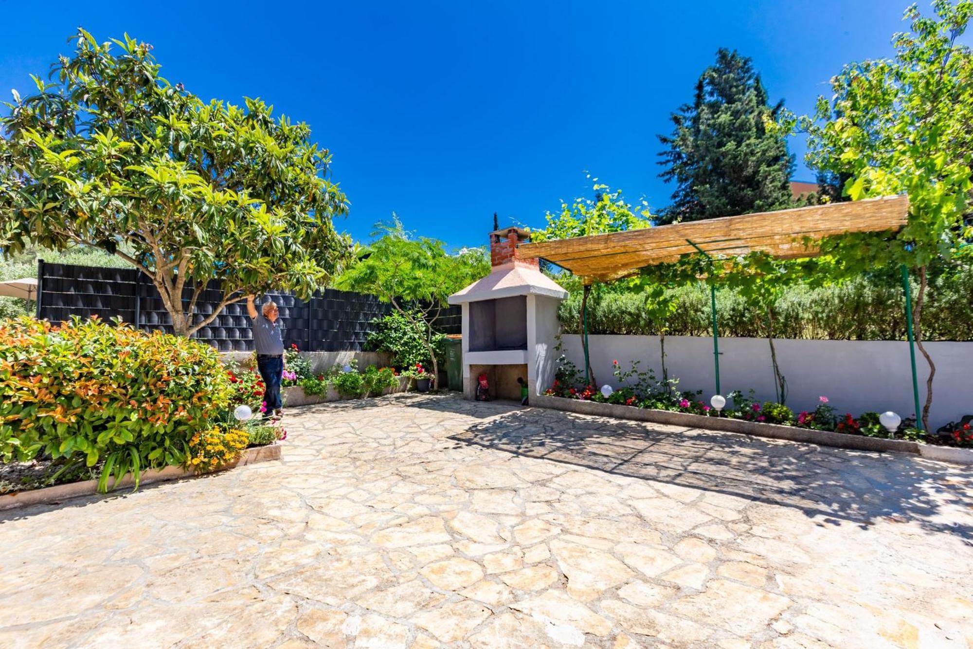 Holiday Home Flora Задар Экстерьер фото