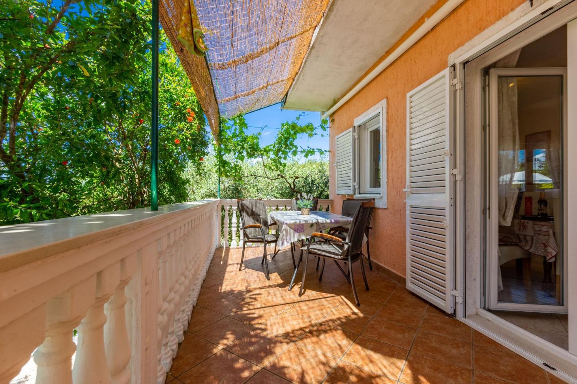 Holiday Home Flora Задар Экстерьер фото