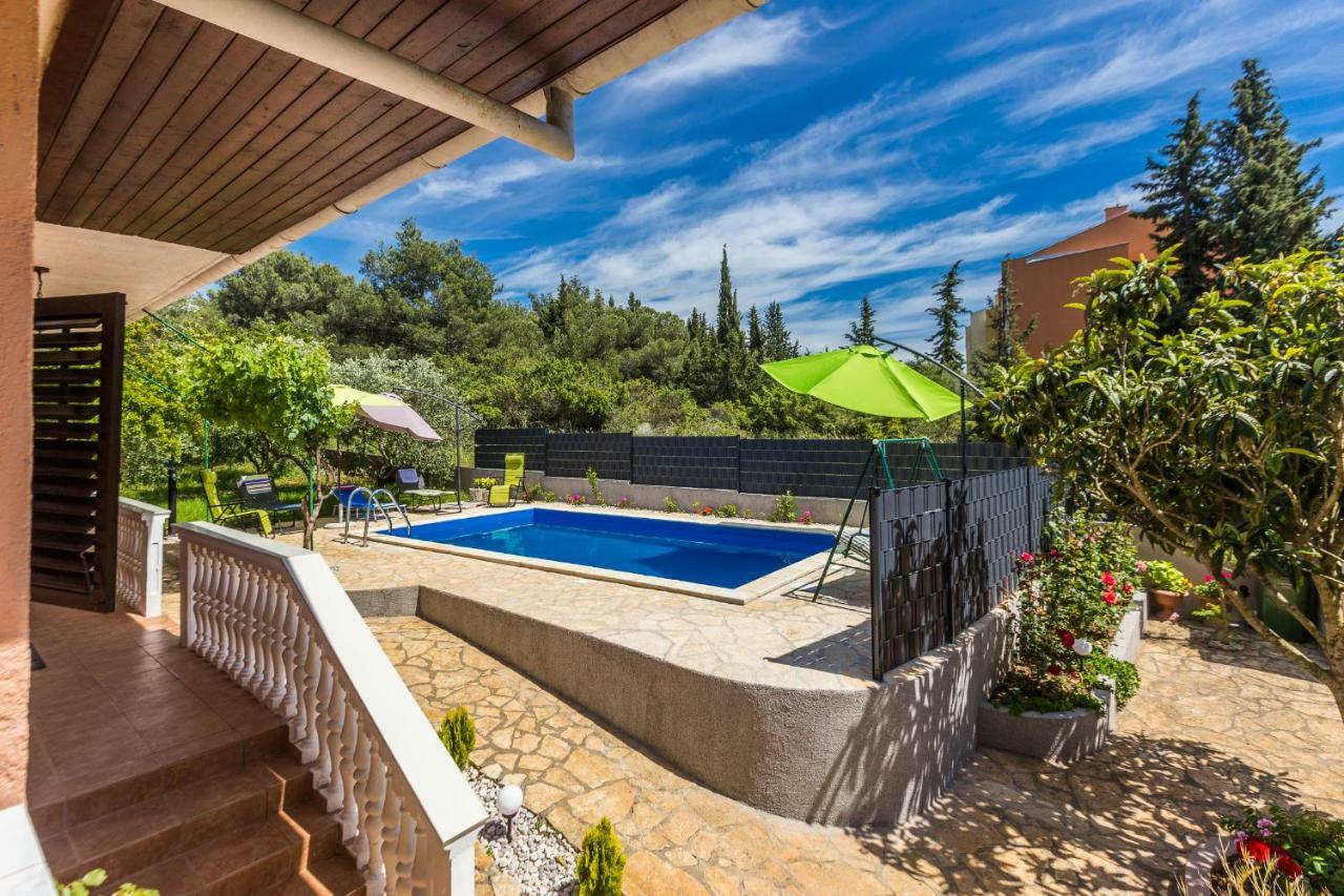 Holiday Home Flora Задар Экстерьер фото