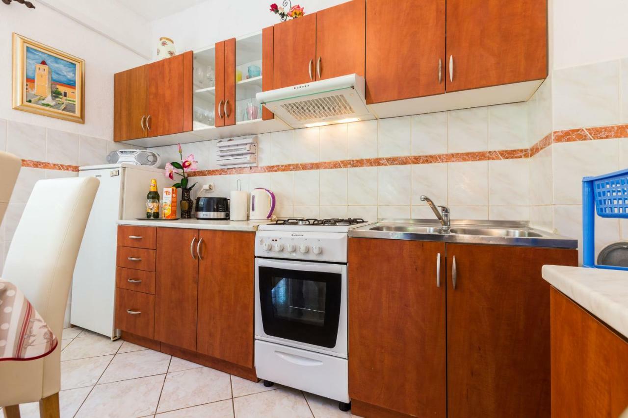 Holiday Home Flora Задар Экстерьер фото